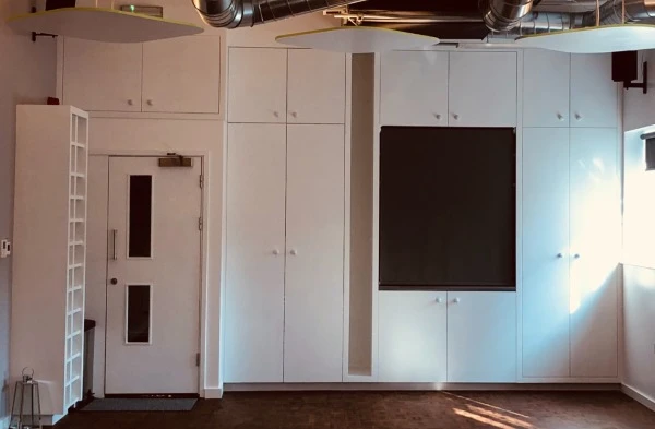 https://drive.arteslondon.com/2024/06/_cache/a9438b3b057d0d36fb3ab1c00983043f_8e764f38e0d0e806461482f88c551c00.jpg.webp